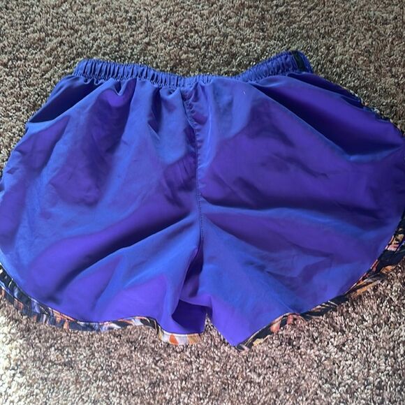 Nike shorts  - Picture 2 of 2